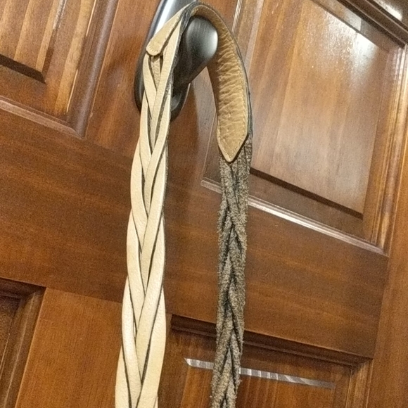 Patricia Nash tooled pink canteen bag purse - Picture 7 of 9